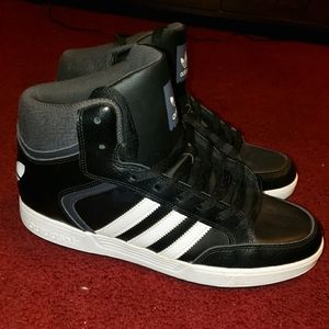 Mens High top Adidas
